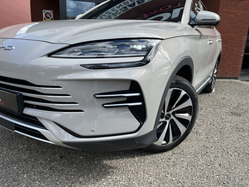 BYD SEAL U