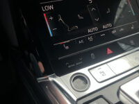 56194232-audi-e-tron-2022