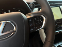 56257844-lexus-lbx-2025