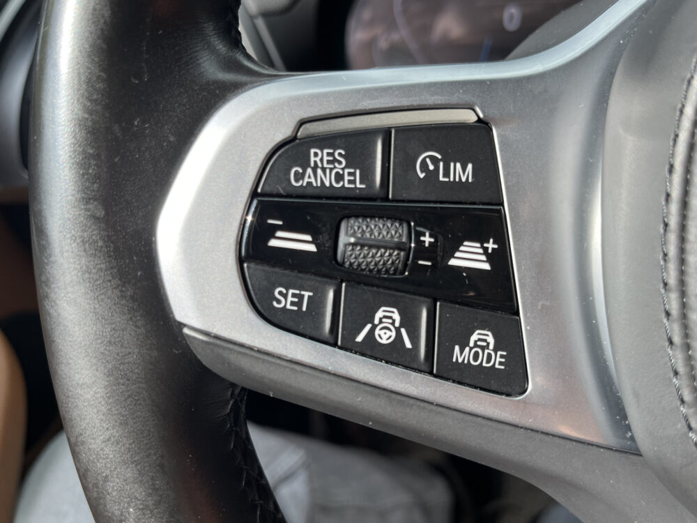 56280118-bmw-ix3-2022