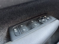 56426563-volvo-xc40-2022
