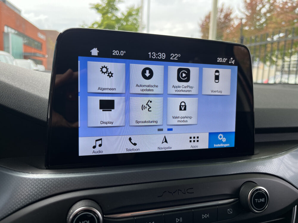 56603423-ford-focus-wagon-2019