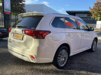 56660255-mitsubishi-outlander-2020