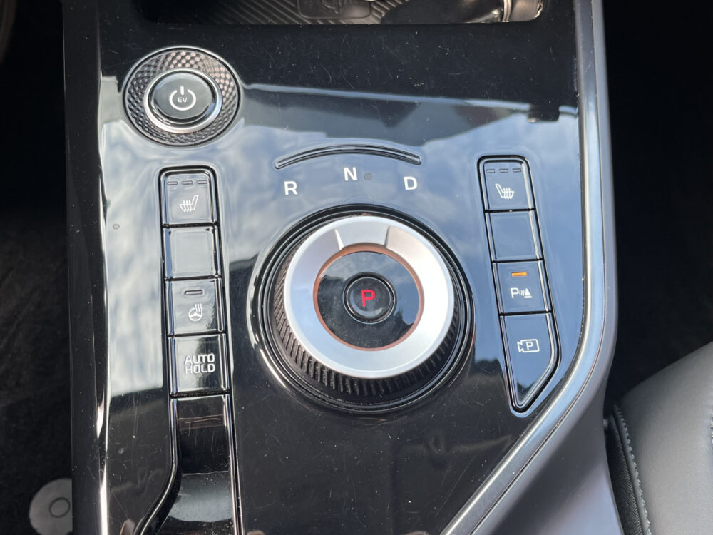 56686694-kia-e-niro-2022