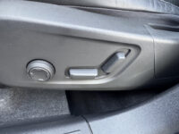 56810177-volvo-xc40-2021