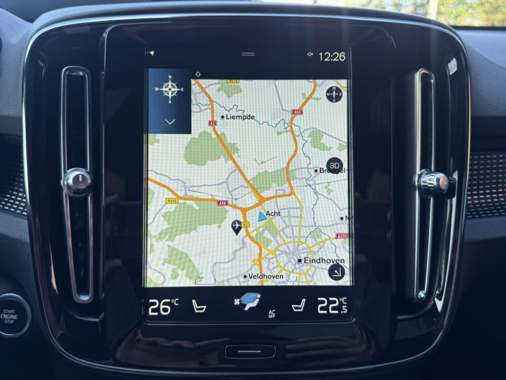 56810177-volvo-xc40-2021