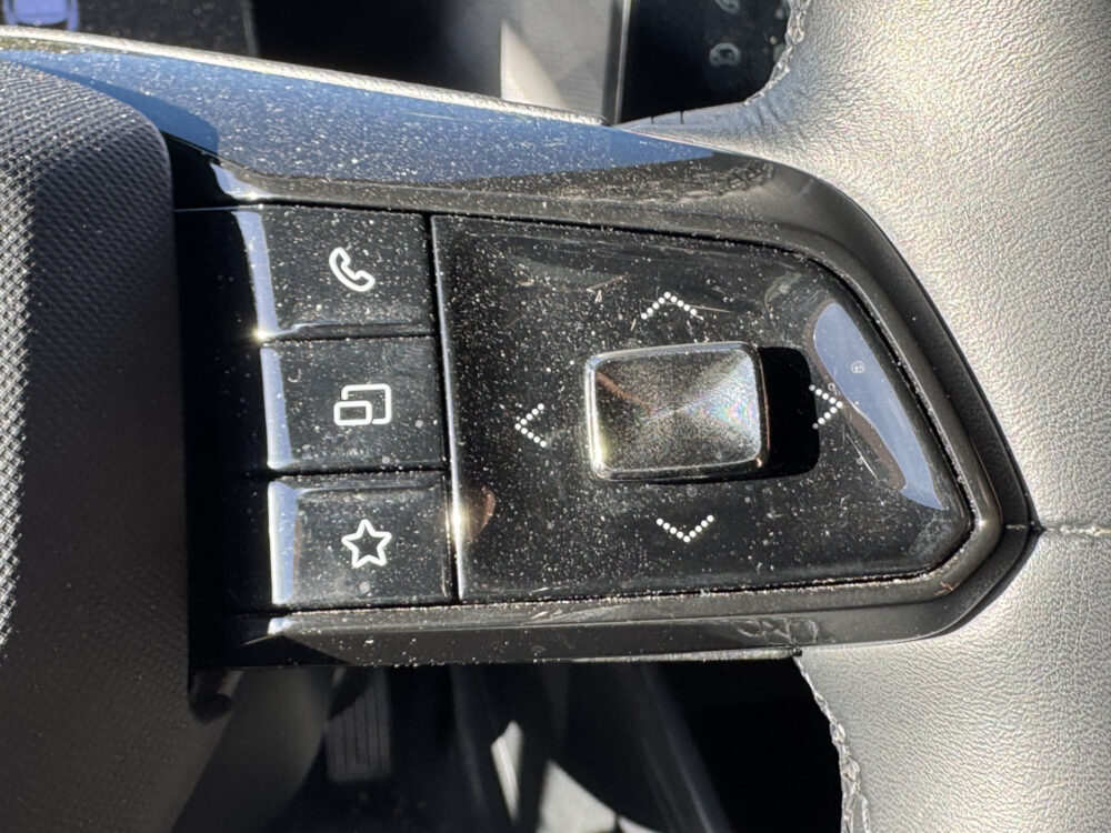 56836075-mg-mg3-hybrid-2025