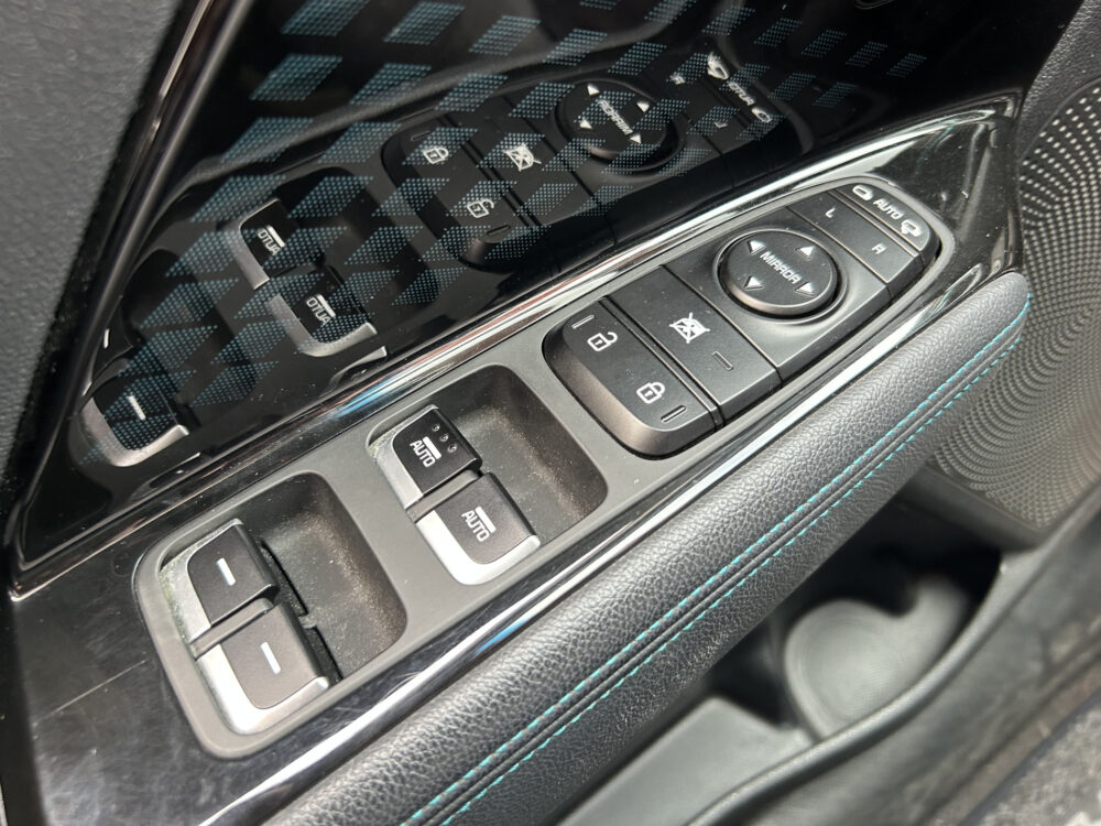 56859055-kia-e-niro-2019