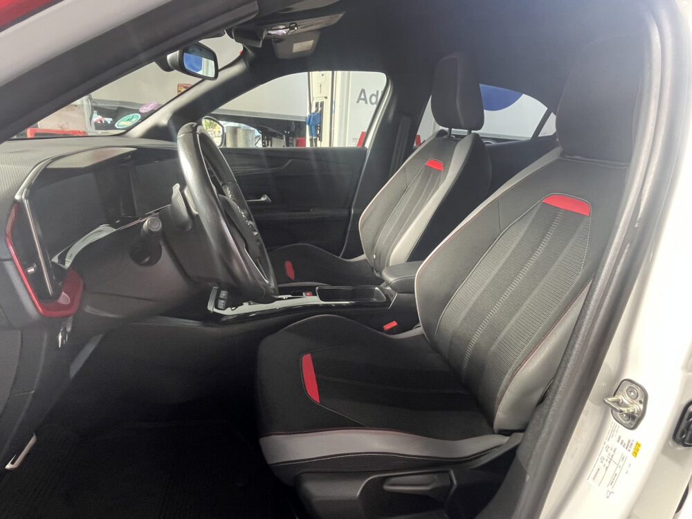 56896030-opel-mokka-2021