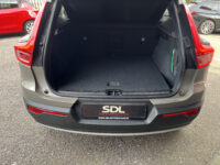 57032243-volvo-xc40-2021