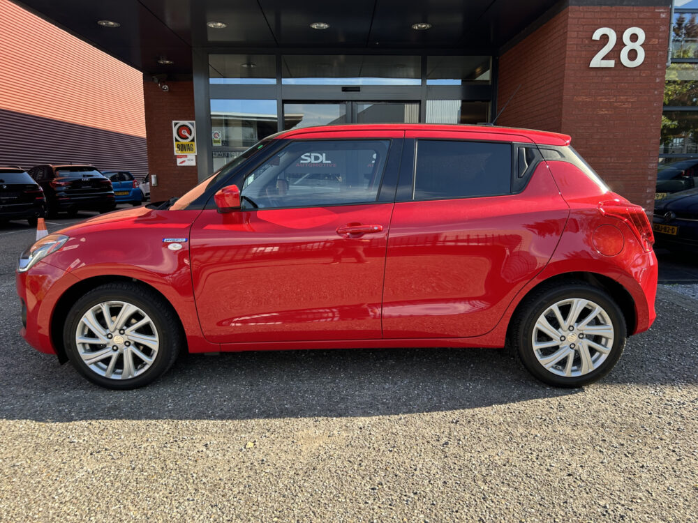 57042357-suzuki-swift-2022