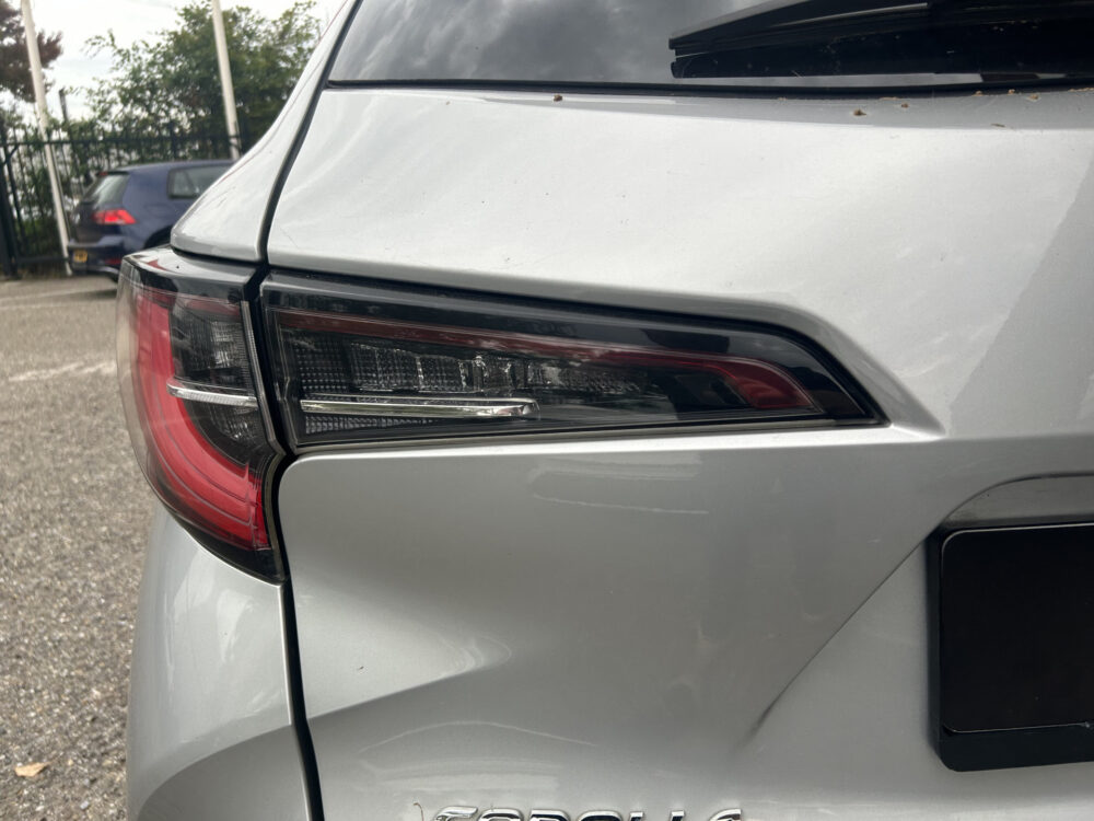 57073272-toyota-corolla-touring-sports-2020