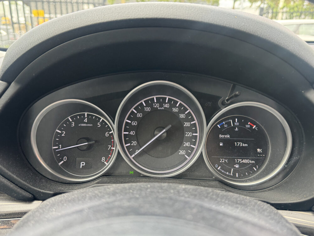 57104783-mazda-cx-5-2018
