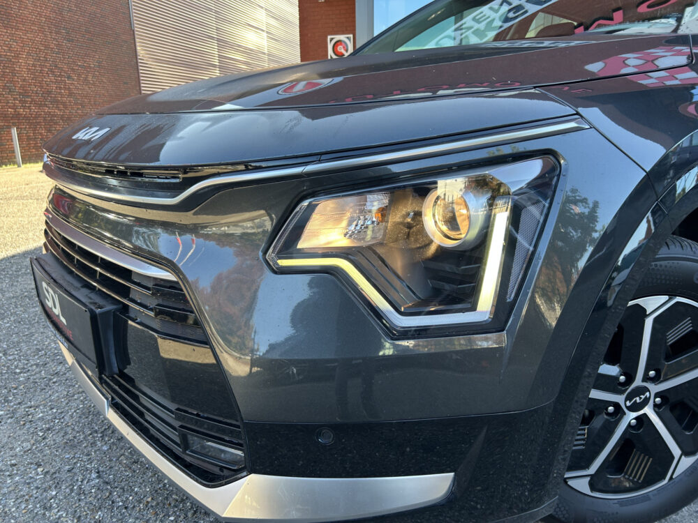 57172450-kia-niro-2023