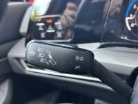 57199992-volkswagen-golf-2022