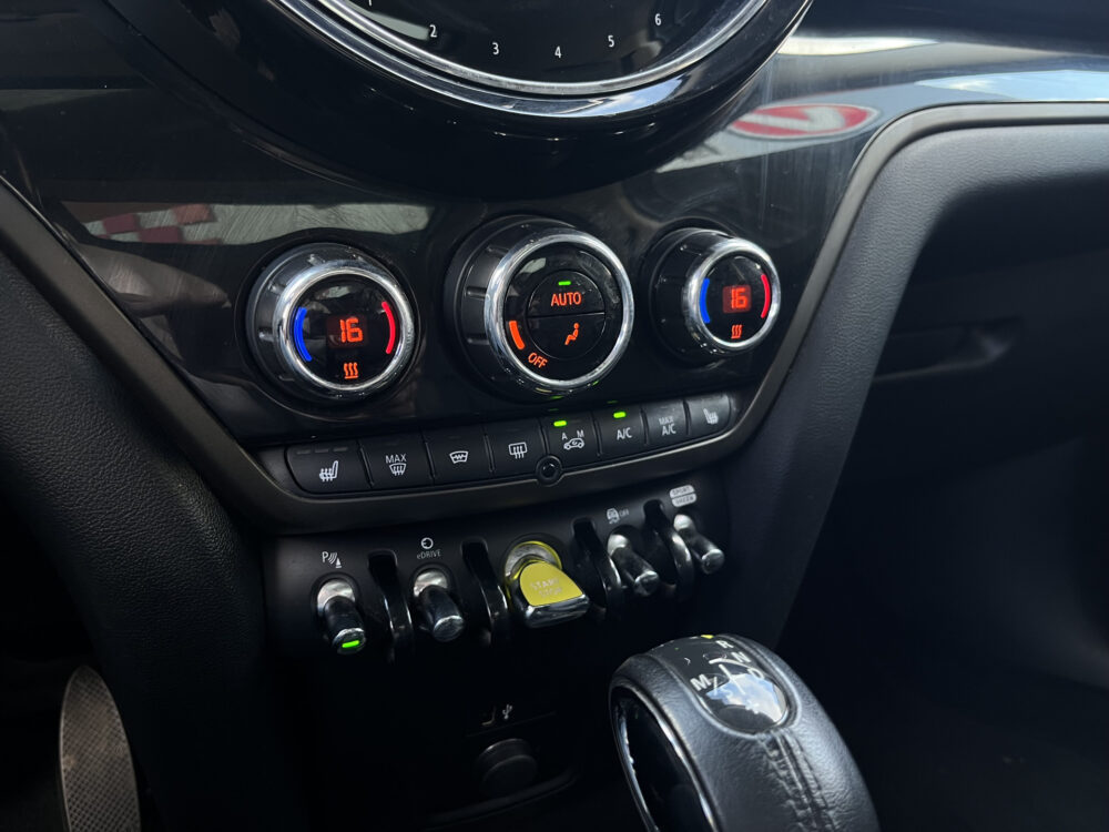 57290357-mini-countryman-2023