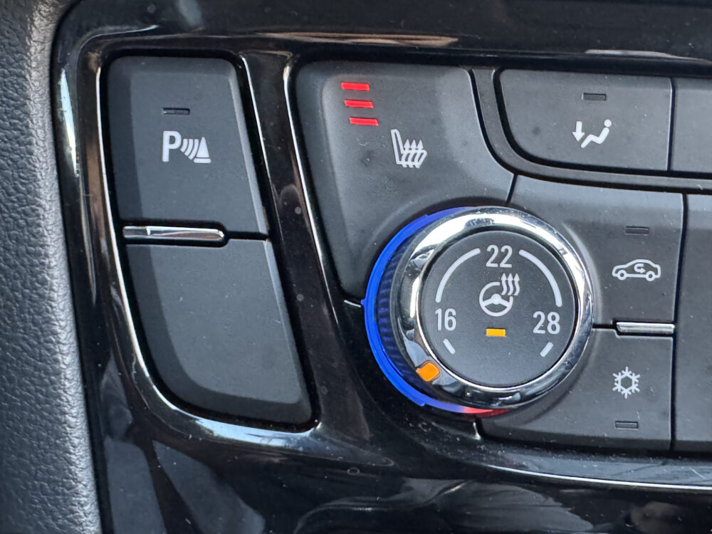 57290704-opel-mokka-x-2019