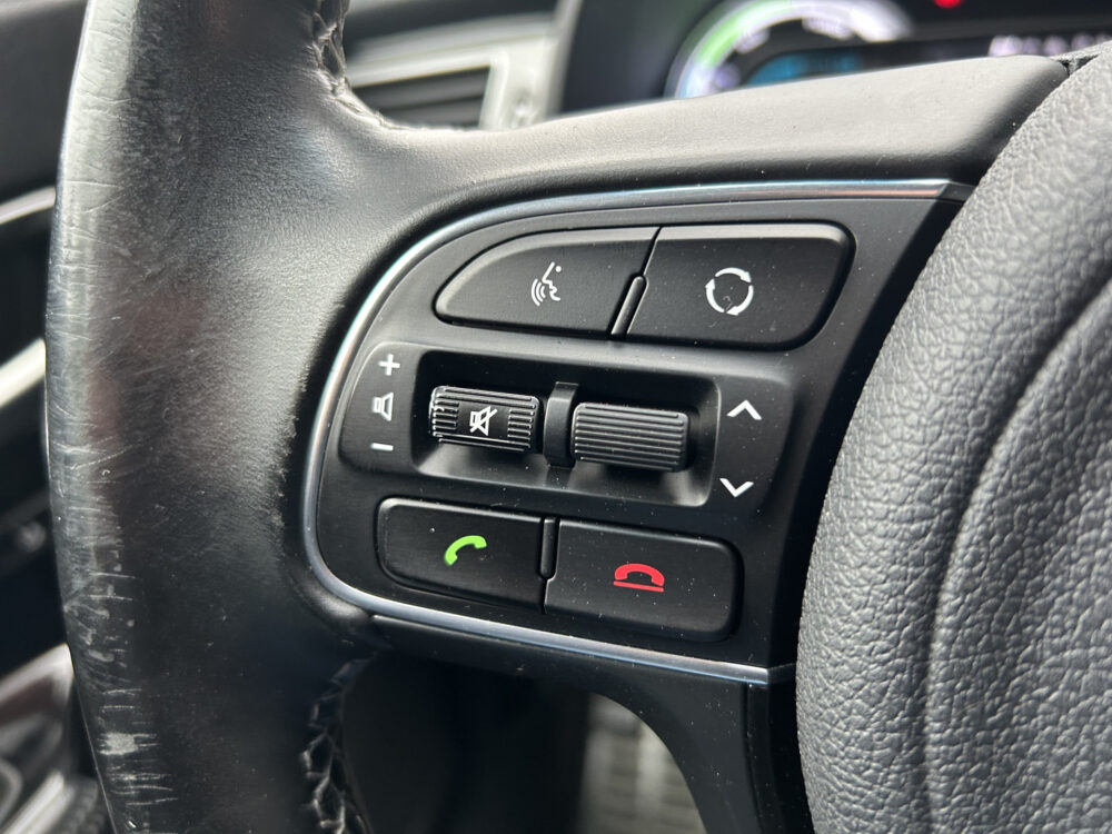 57322479-kia-niro-2019