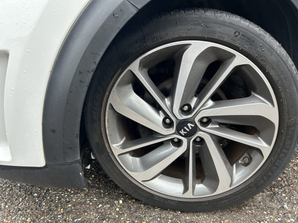57322479-kia-niro-2019