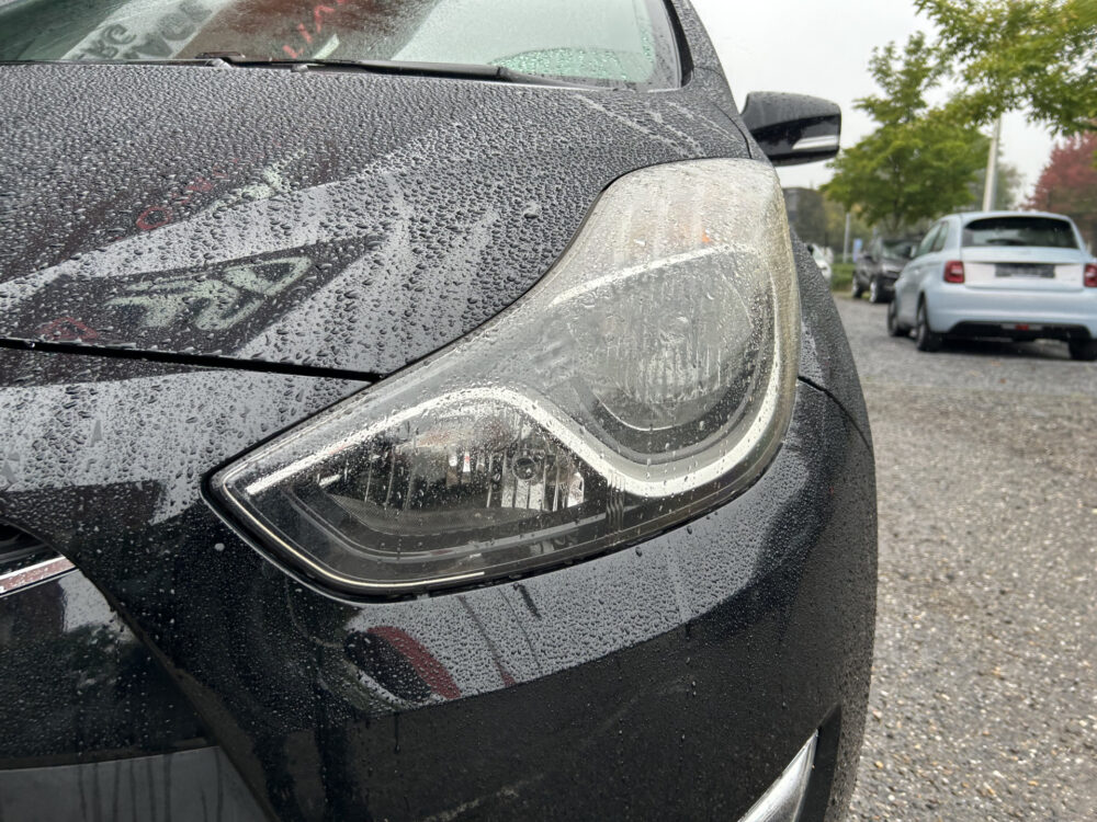 57381258-hyundai-ix20-2014
