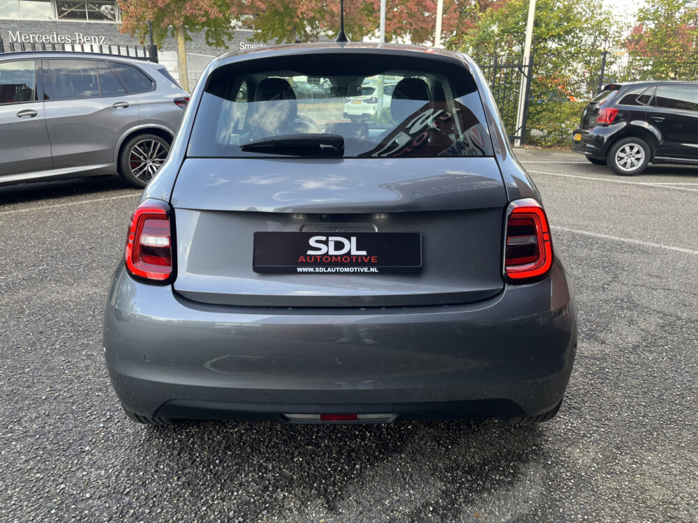 57425334-fiat-500e-2021