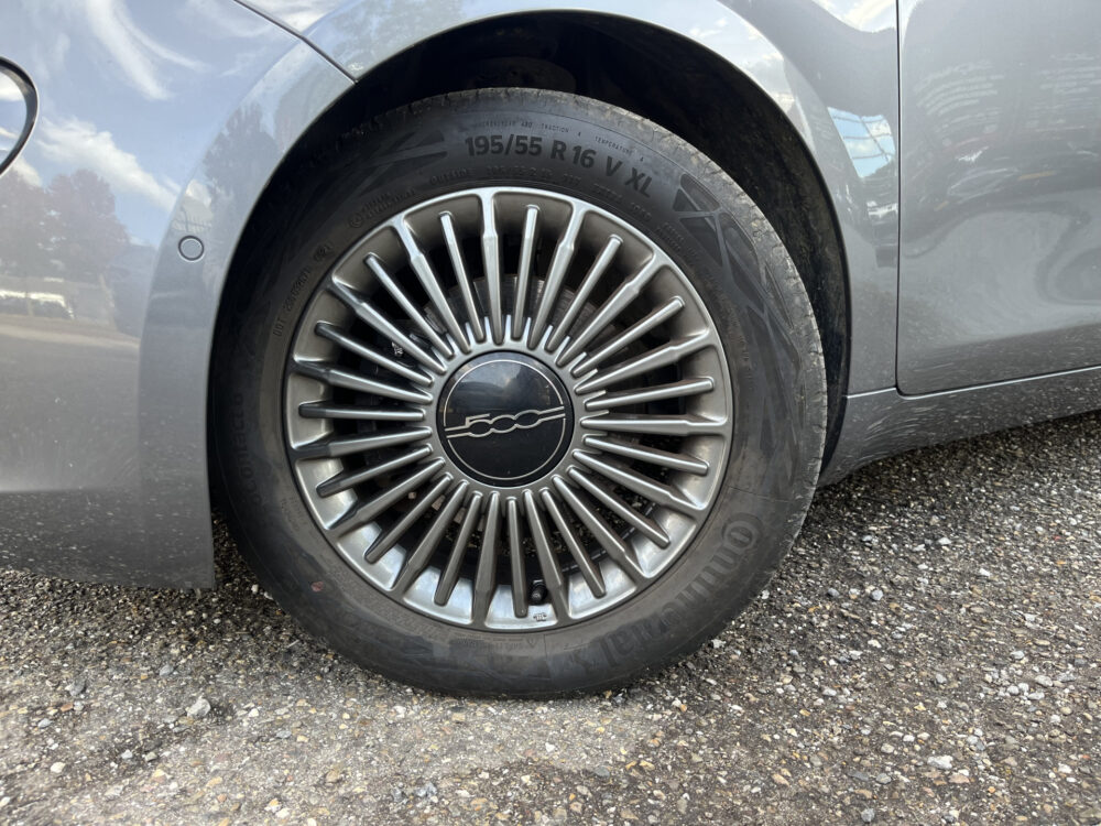 57425334-fiat-500e-2021