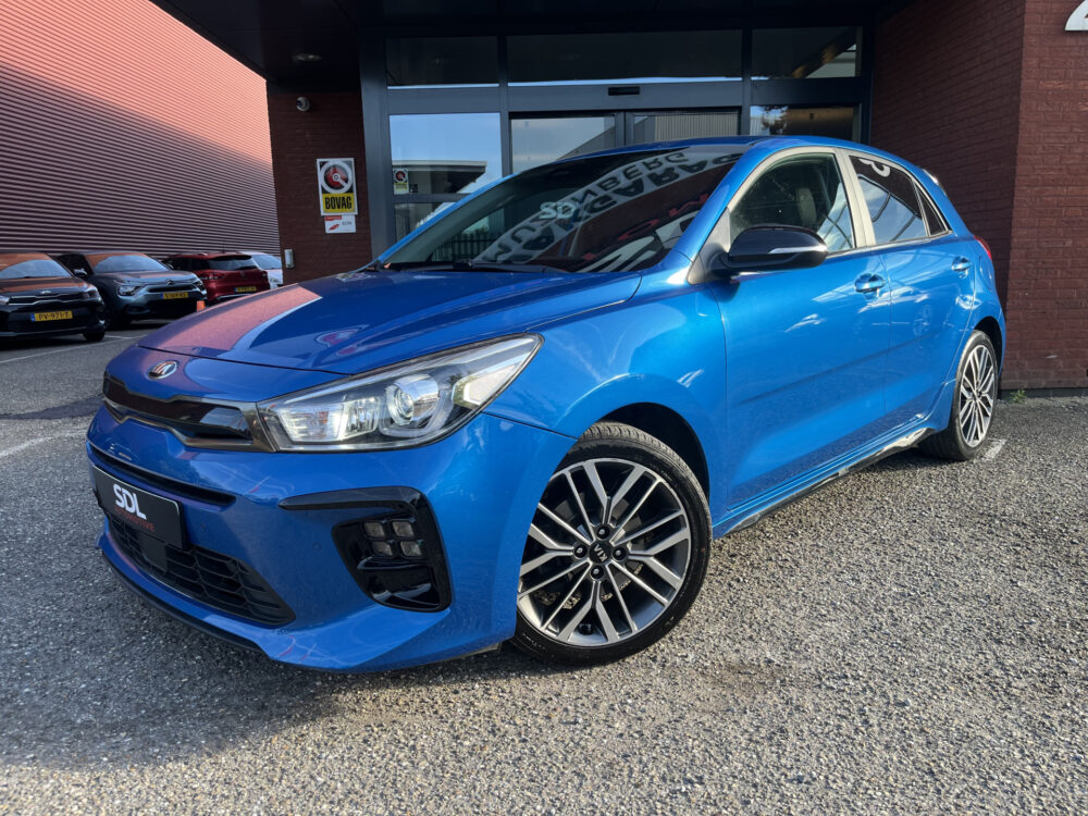 57456582-kia-rio-2021