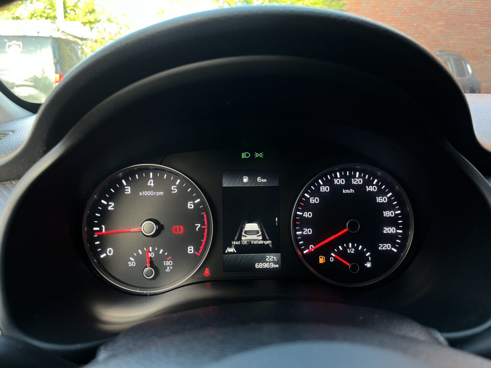 57456582-kia-rio-2021