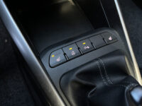 57456582-kia-rio-2021