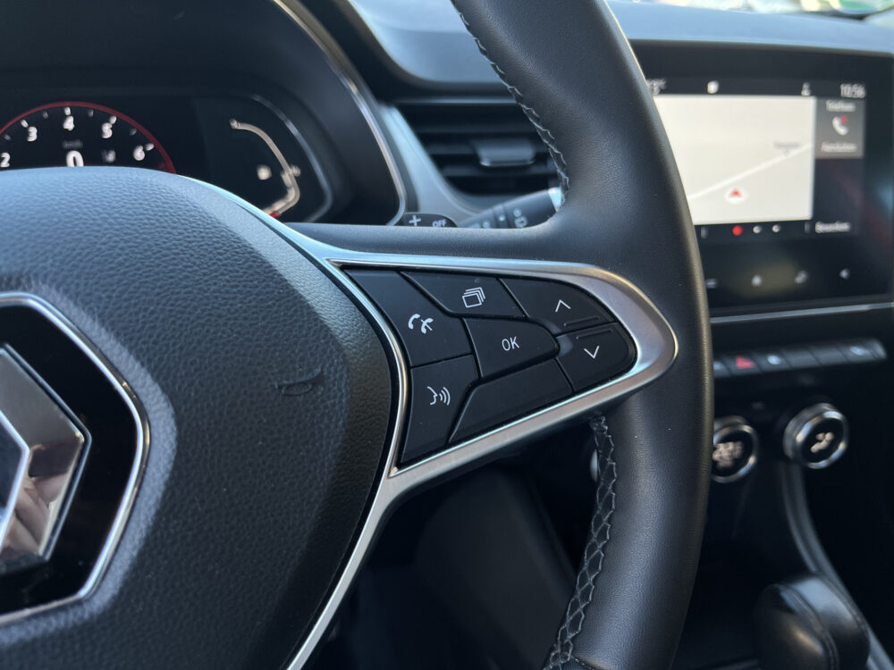 57513564-renault-captur-2020