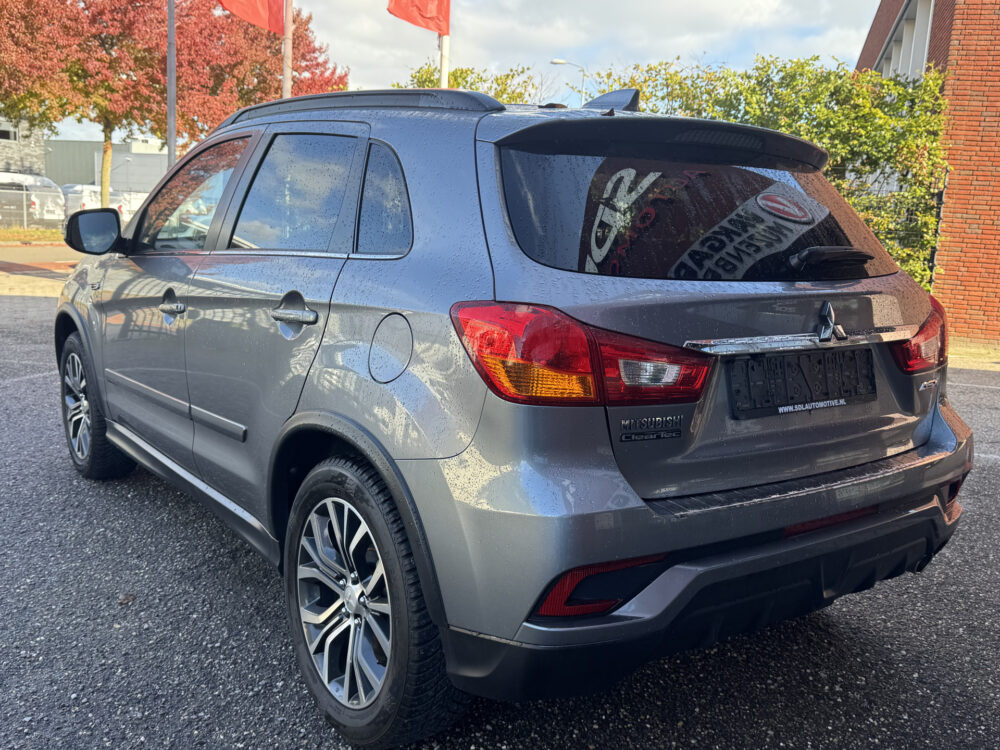 57514916-mitsubishi-asx-2019