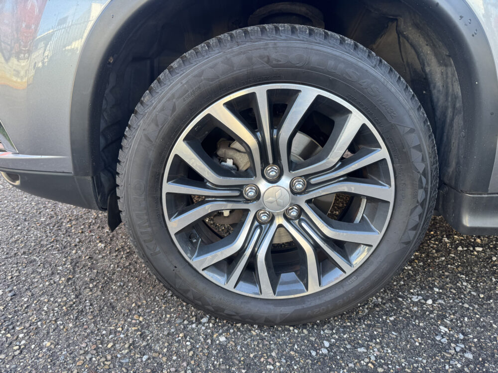 57514916-mitsubishi-asx-2019