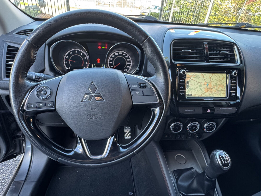 57514916-mitsubishi-asx-2019