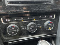 57529155-volkswagen-golf-2015