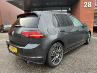 57529155-volkswagen-golf-2015