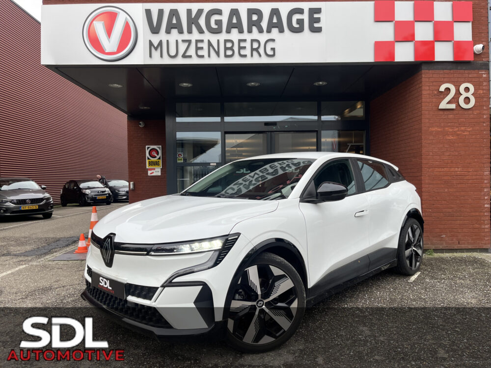 57544162-renault-megane-2023