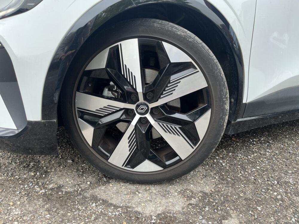 57544162-renault-megane-2023