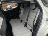 57544162-renault-megane-2023