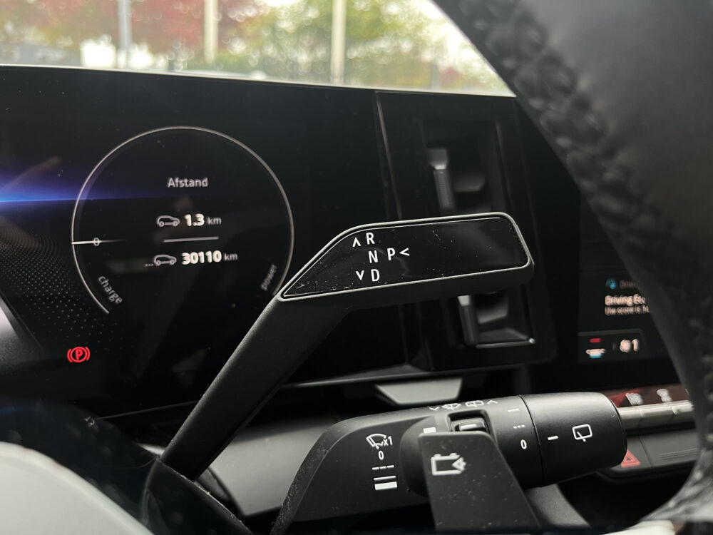 57544162-renault-megane-2023