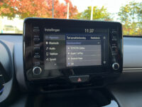 57562095-toyota-yaris-cross-2021