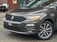 57597962-volkswagen-t-roc-2019