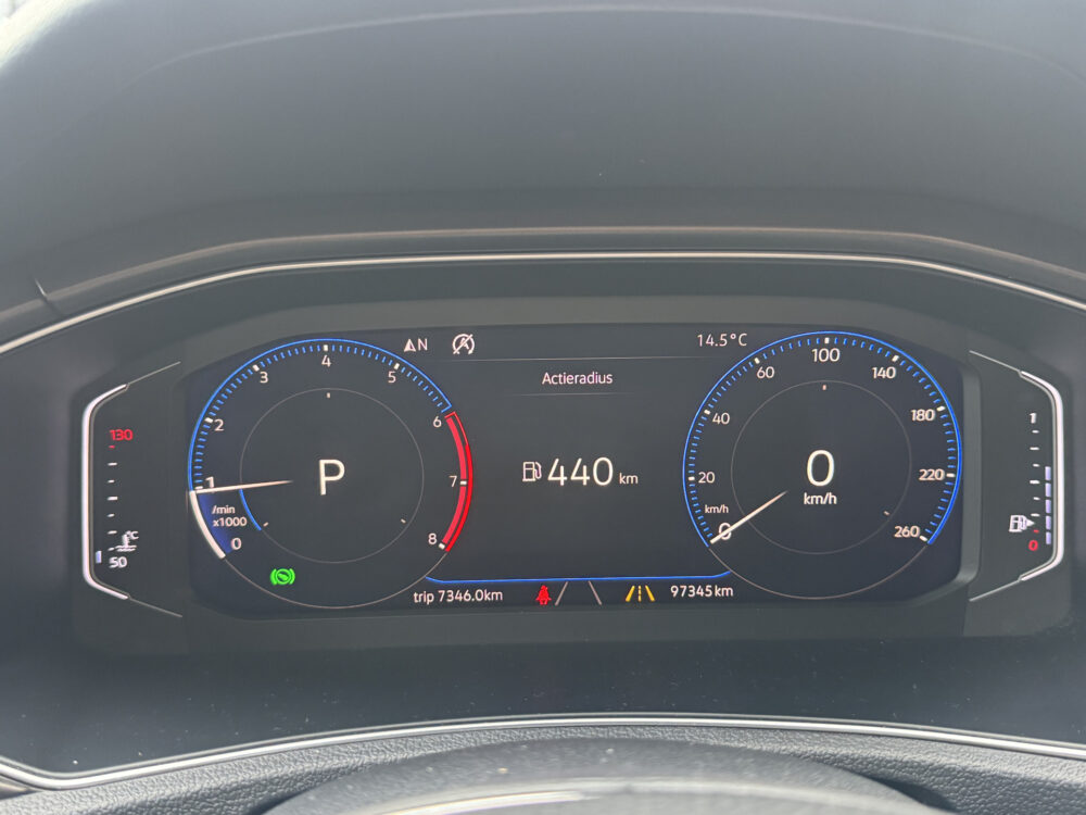 57597962-volkswagen-t-roc-2019
