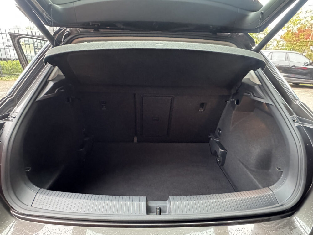 57597962-volkswagen-t-roc-2019