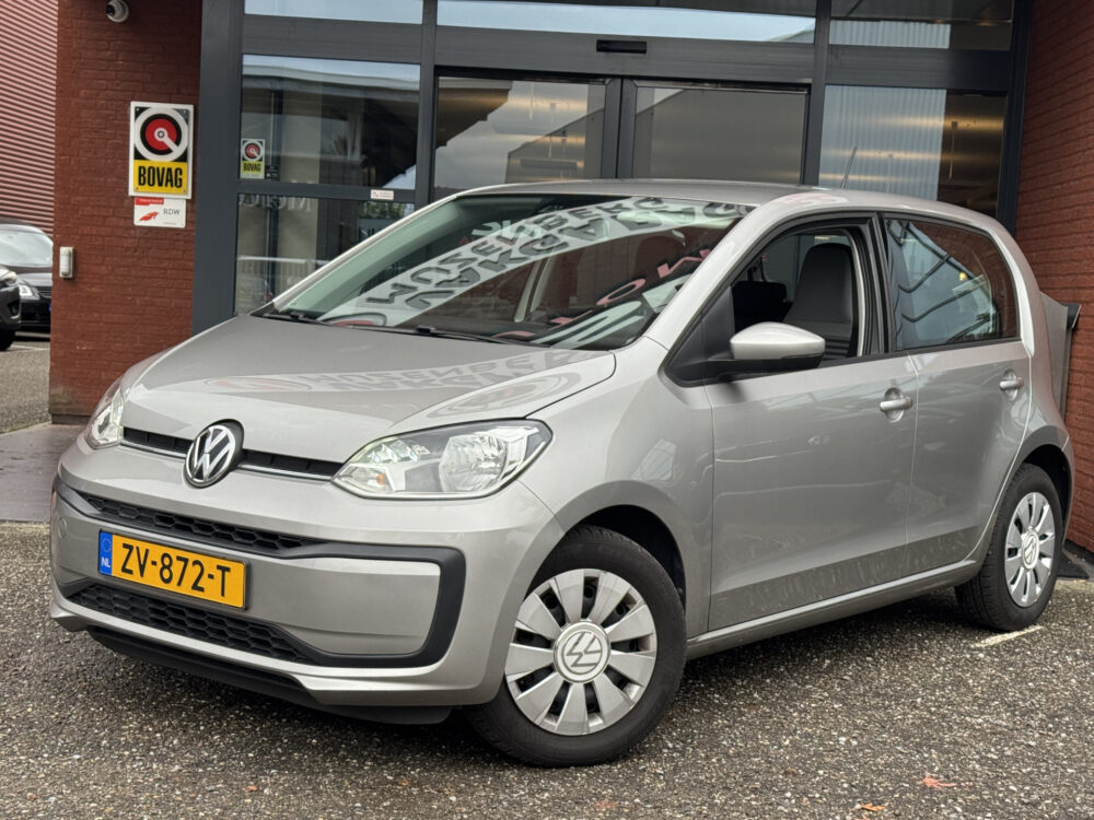 57672564-volkswagen-up-2019