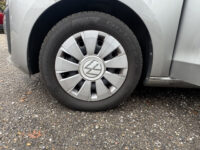 57672564-volkswagen-up-2019