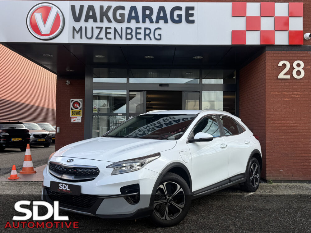 57678438-kia-xceed-2021