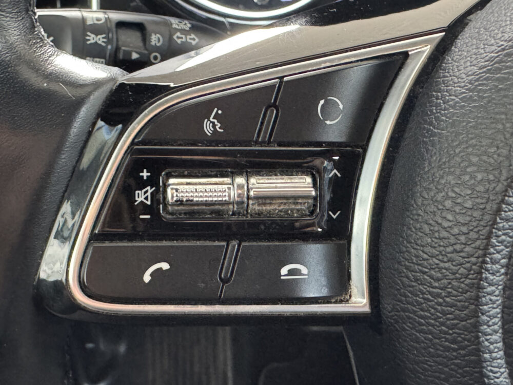 57678438-kia-xceed-2021