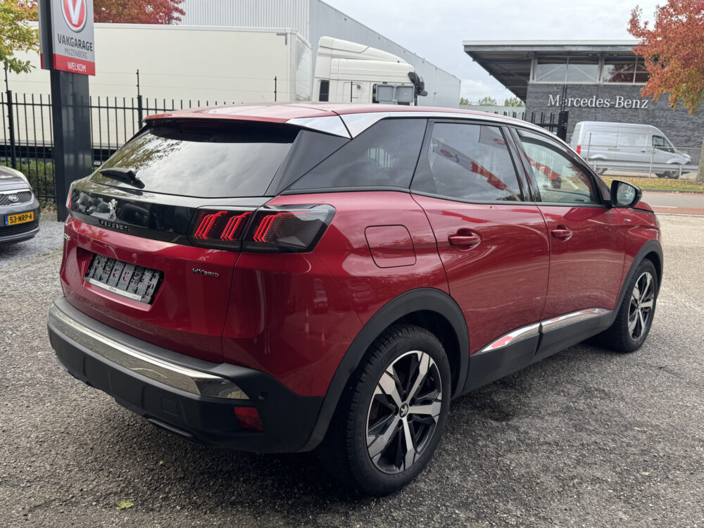 57679734-peugeot-3008-2022
