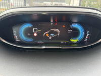 57679734-peugeot-3008-2022