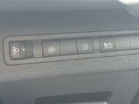 57679734-peugeot-3008-2022